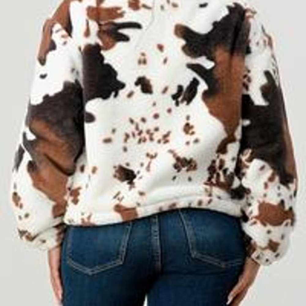 Cow Print- Faux Fur Zip Jacket From 'To Star'NWT - Picture 5 of 6